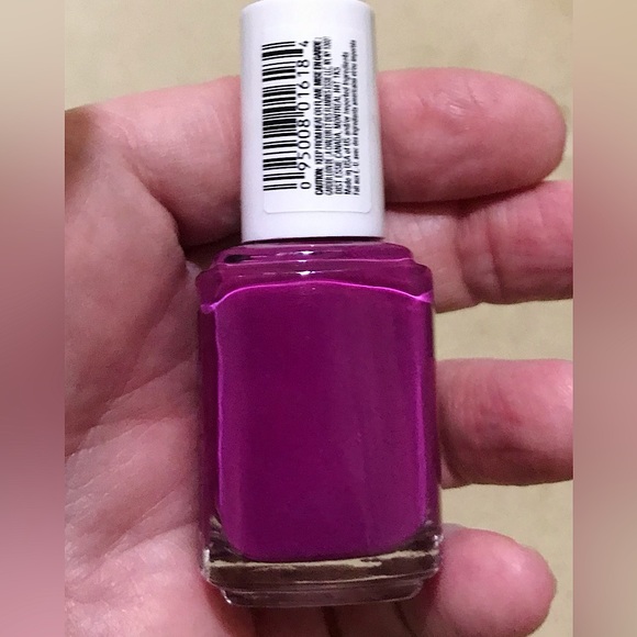 🆕🔥ESSIE BEAUTIFUL TRIO PINKS&PURPLES(BACHELORETTE BASH)FUSCHIAGRIZLLA)NWT!!! - Picture 6 of 7